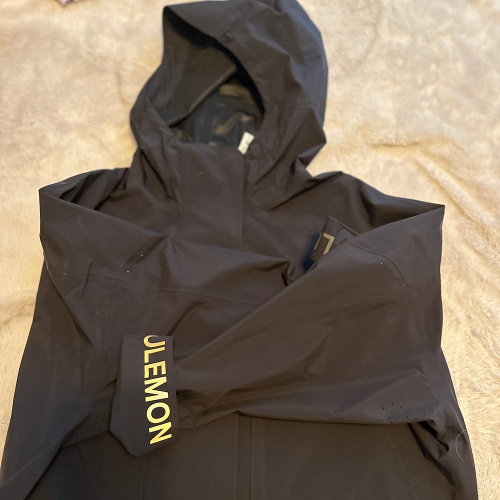 Lululemon Rain Chaser Jacket